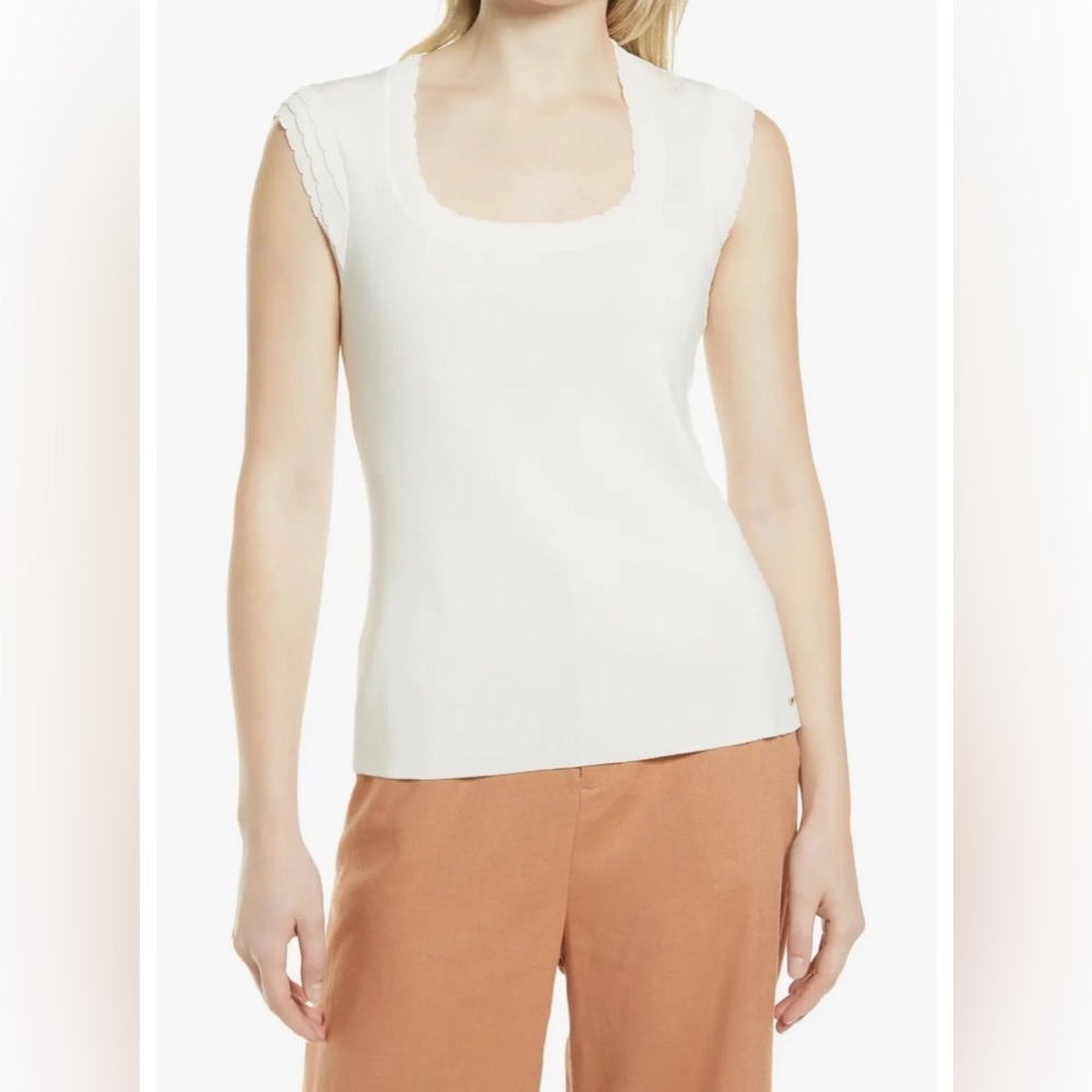 NWT Ted Baker Staciey top w/scalloped edges, Ted Baker size 6 (US size 16)
